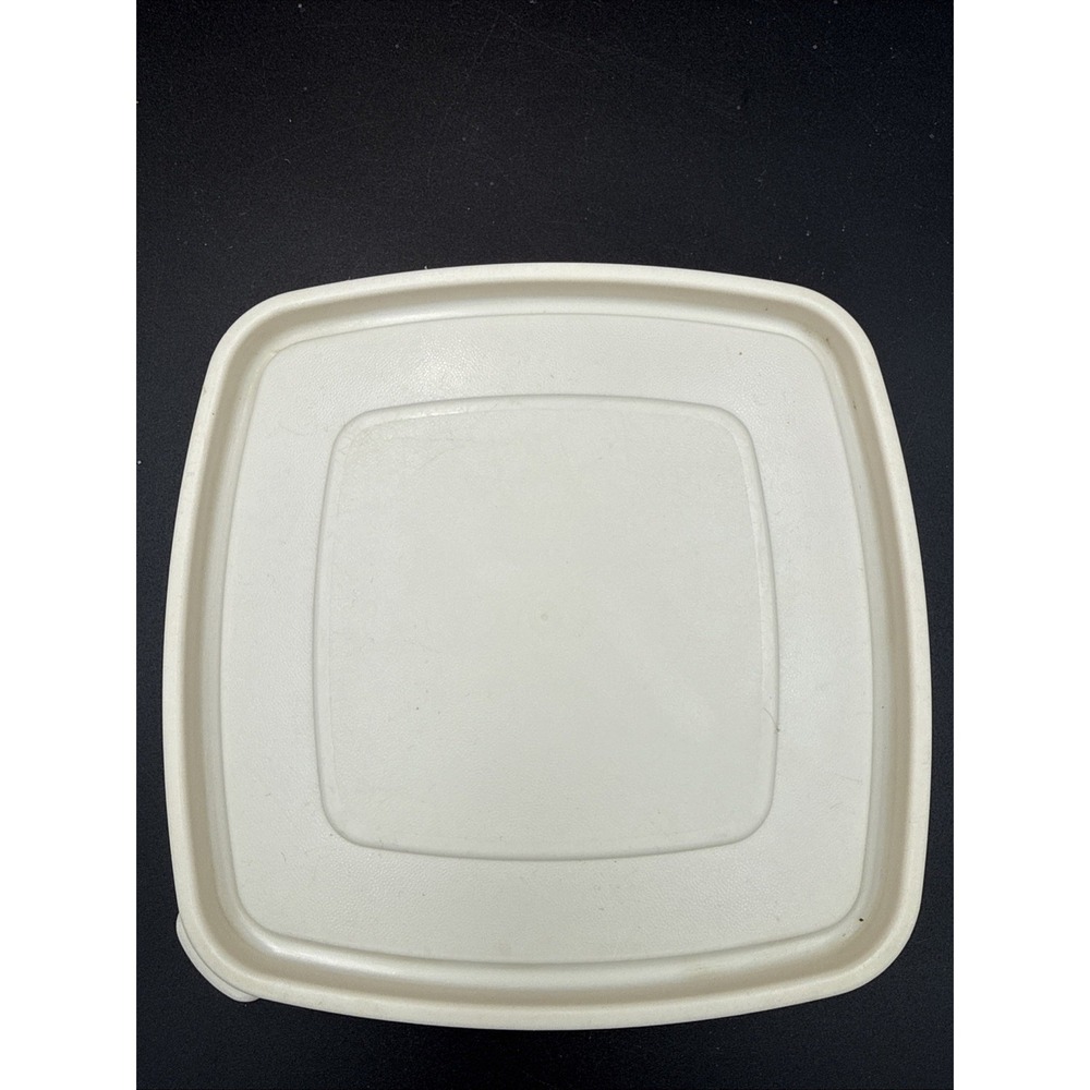 Vintage Rubbermaid Servin Saver #2 Square Lid 0011 Replacement Cover 7" ALMOND